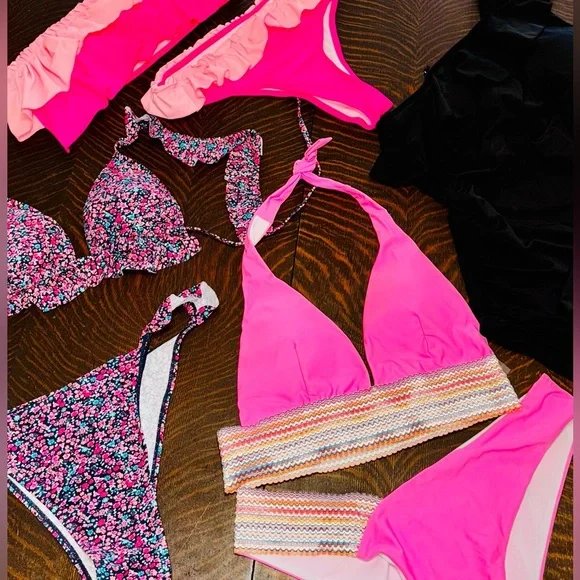 Summer Swimsuits BUNDLE of 4 (Size L, XL)… - Picture 1 of 15